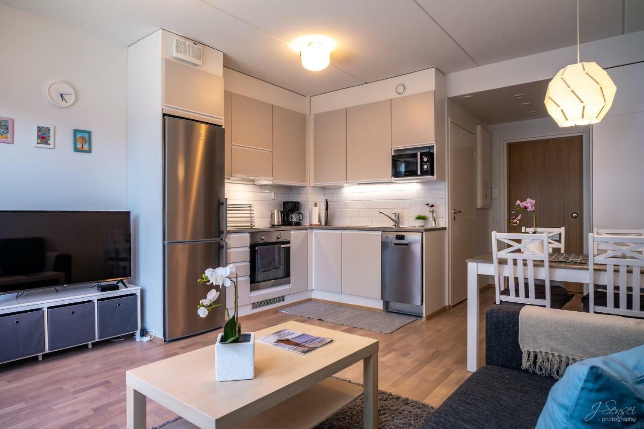 Westbay Inn Vaasa Ngoại thất bức ảnh